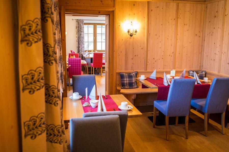 Hotel Schloss Leitheim Bagian luar foto